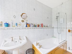 Bathroom- click for photo gallery